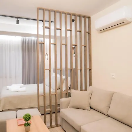 Apartment 4 Season's *